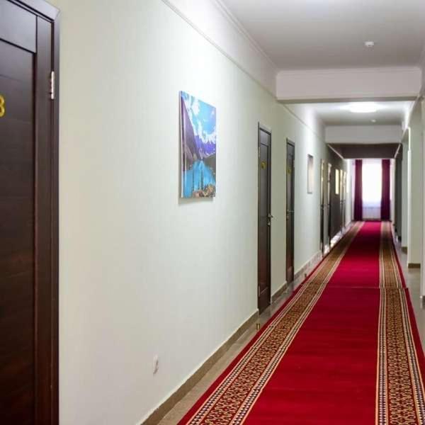 Alatau Hotel Астана Екстер'єр фото